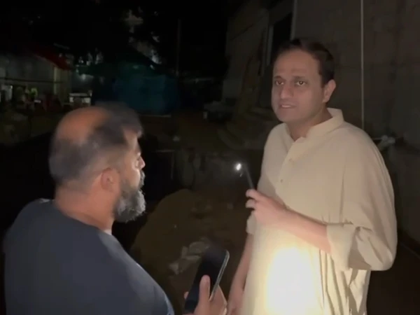 کراچی: ناتھا خان روڈ جلد ٹریفک کے لیے کھول دیا جائے گا، میئر مرتضیٰ وہاب