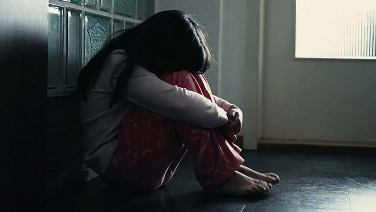 کراچی: آن لائن نیٹ ورک کے شکنجے میں پھنسی 13 سالہ بچی کو بازیاب کر لیا گیا