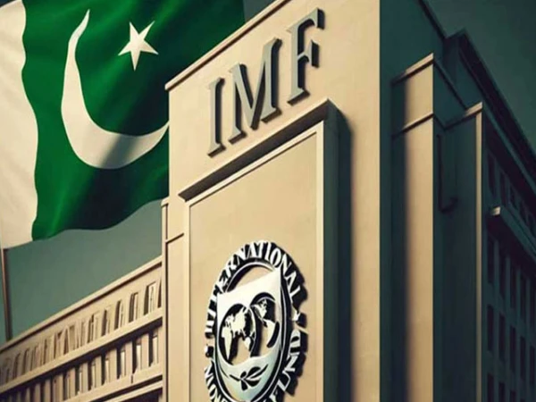 پاکستان کی بیرونی مالیاتی پوزیشن کمزور ہونے کا خدشہ، آئی ایم ایف کی رپورٹ جاری