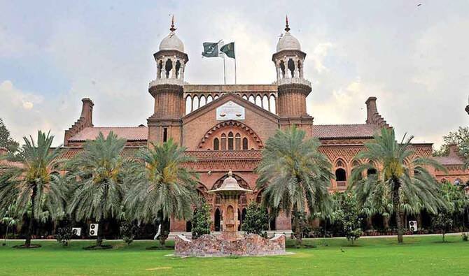 پتنگ بازی کیس: لاہور ہائیکورٹ نے ایس پی شیخوپورہ کو ذاتی حیثیت میں طلب کر لیا