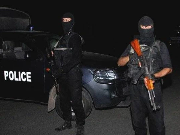 express.pk کراچی میں سی ٹی ڈی اور حساس ادارے کی کارروائی، 3 دہشت گرد گرفتار