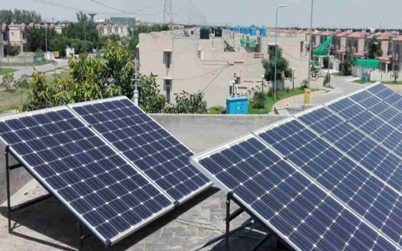 نائیجریا میں بجلی کی قلت اور مہنگائی کے باعث سولر پینل شادی کا مقبول ترین تحفہ بن گئے