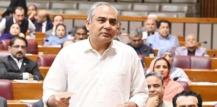 مولانا فضل الرحمان کے بیان پر محسن نقوی کا سخت ردعمل، احترام کی گنجائش ختم ہونے کا اعلان