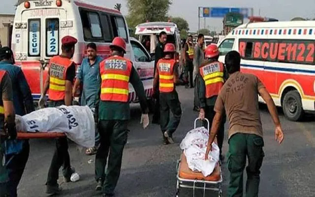 راولپنڈی: ٹیکسلا سے پشاور جانے والی ہائی ایس وین حادثے میں 3 افراد جاں بحق